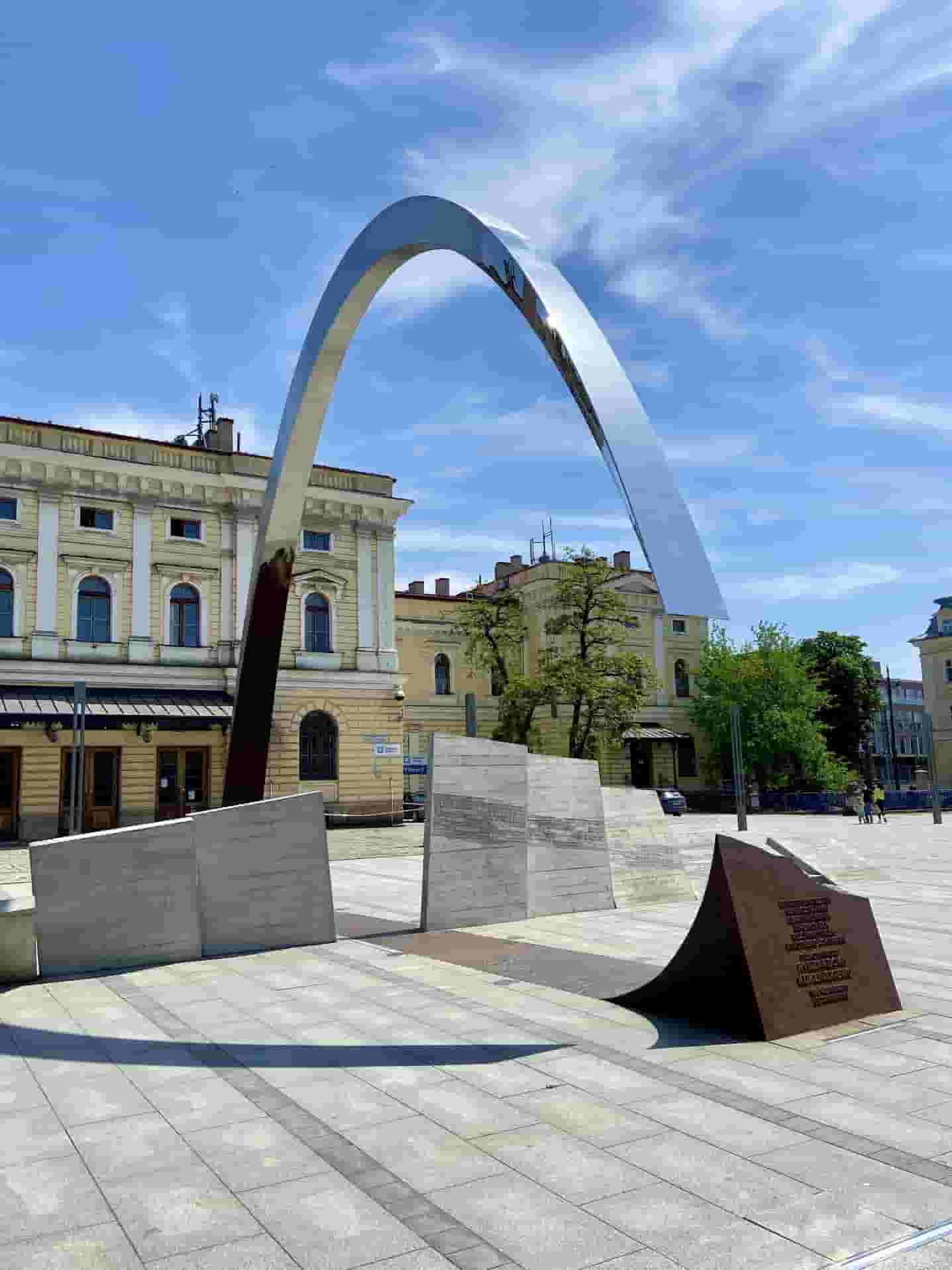 Ryszard Kukliński's sculpture