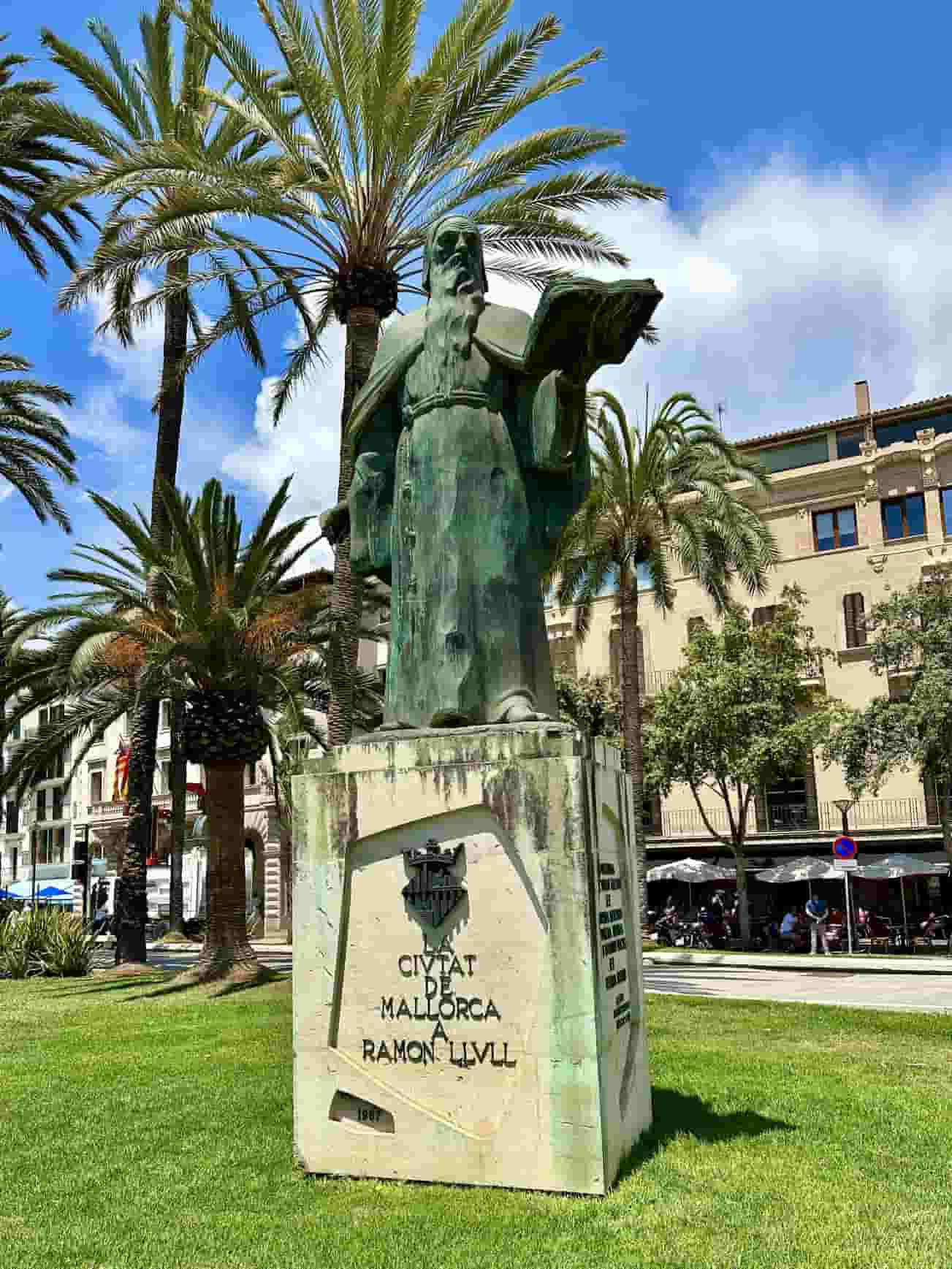 Ramon Llull Monument