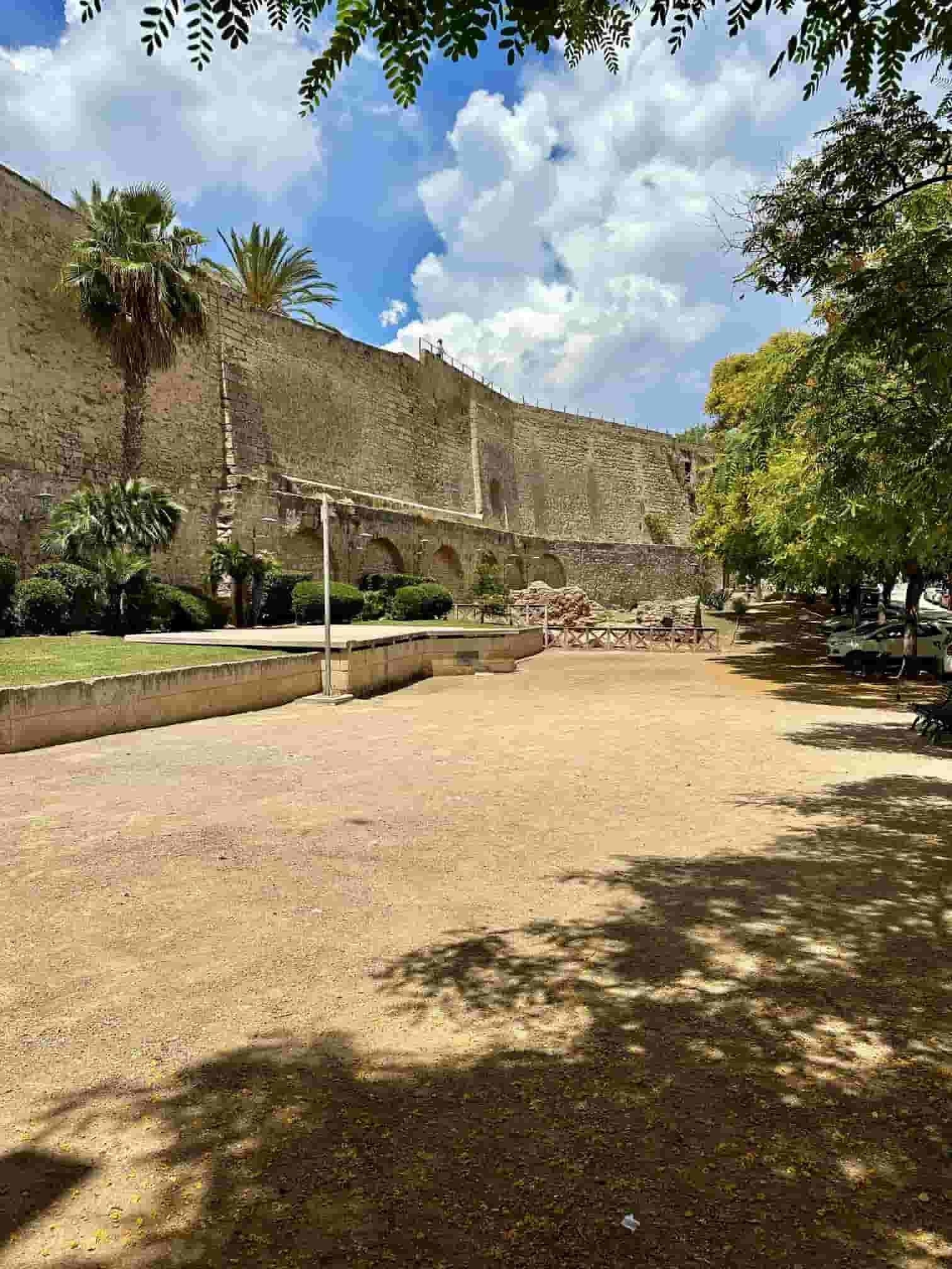 Pere Bonet Square