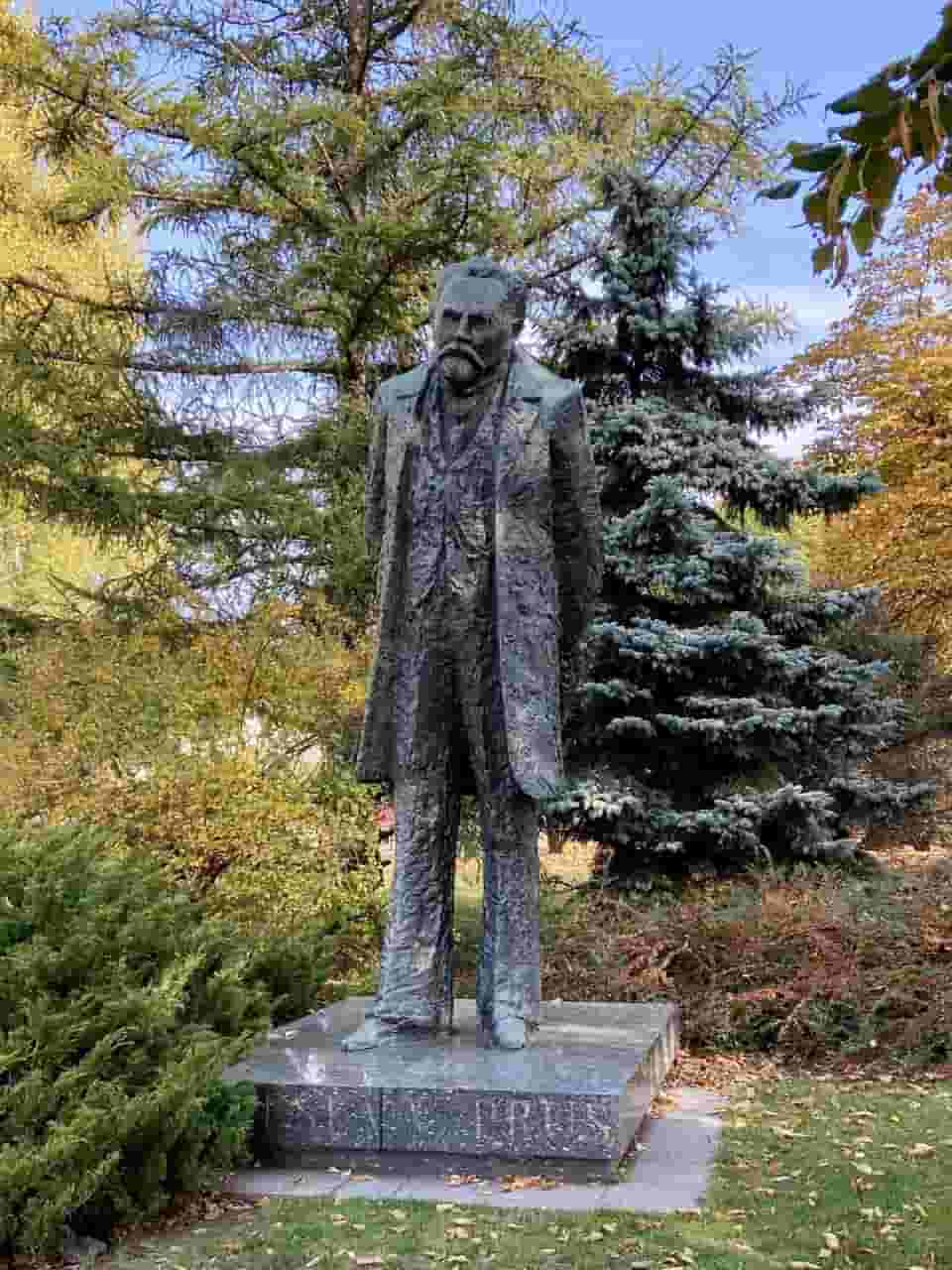 Boleslaw Prus Monument