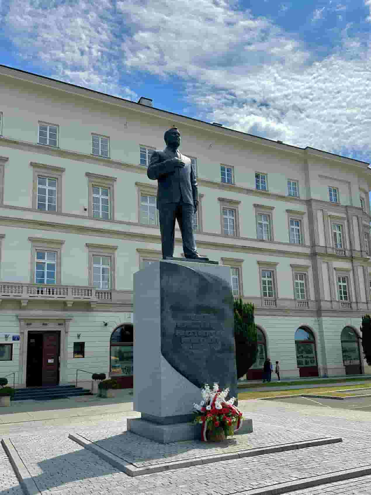 President Lech Kaczynski Monument