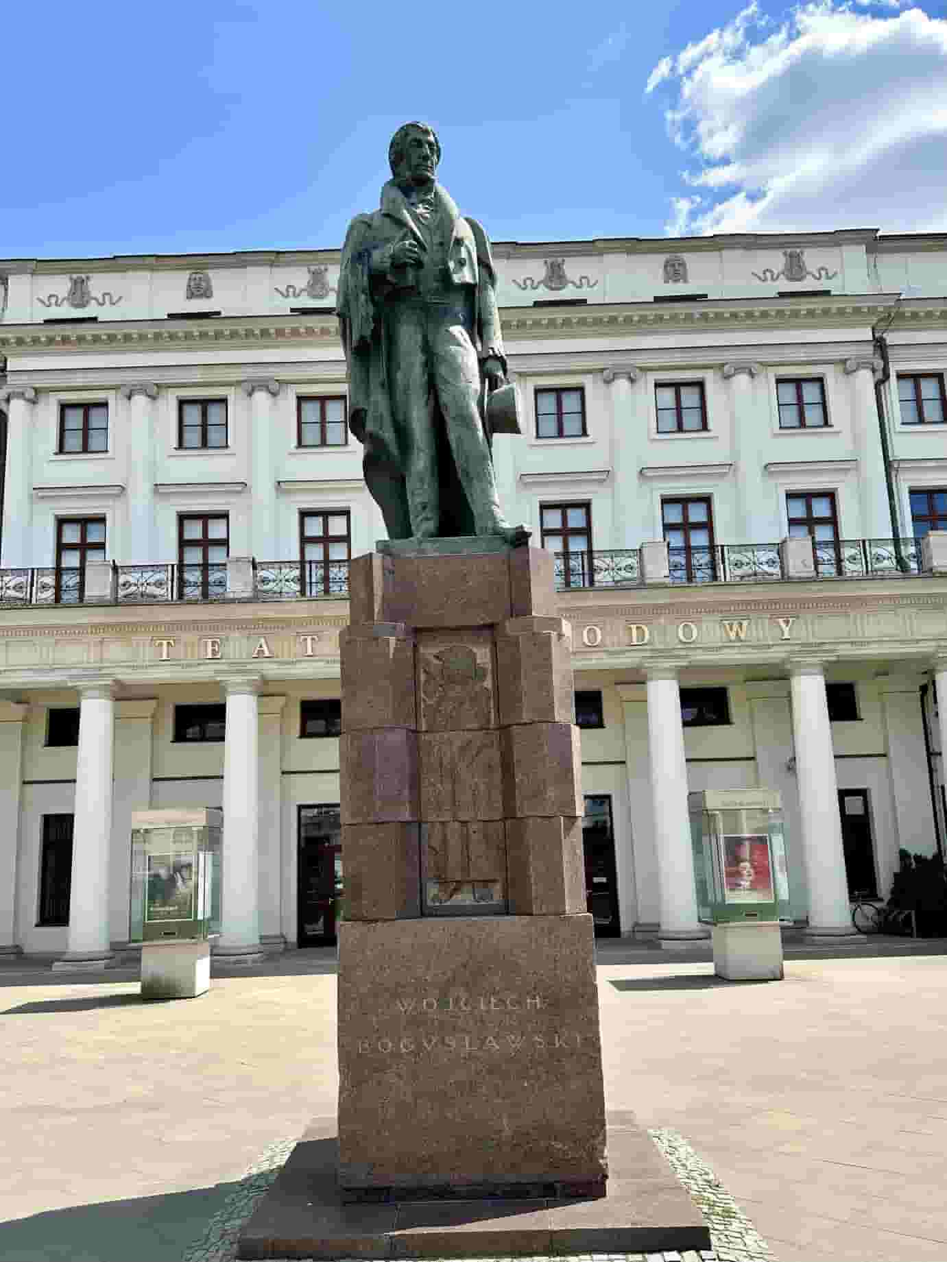 Wojciech Boguslawski Statue